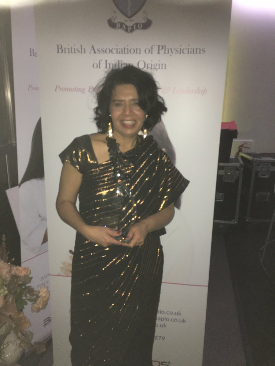 GeetaNargund's tweet photo. It was a great honour to receive the "Doctor of the Year" special award from the British Association of Physicians of Indian Origin.Thank you @BAPIOUK. The award is for our team @CreateIVF @abc_ivf @prafulnargund @pinkylilani @junesarpong @jsbamrah #BAPIOAC2017 https://t.co/14wjLDG5xT