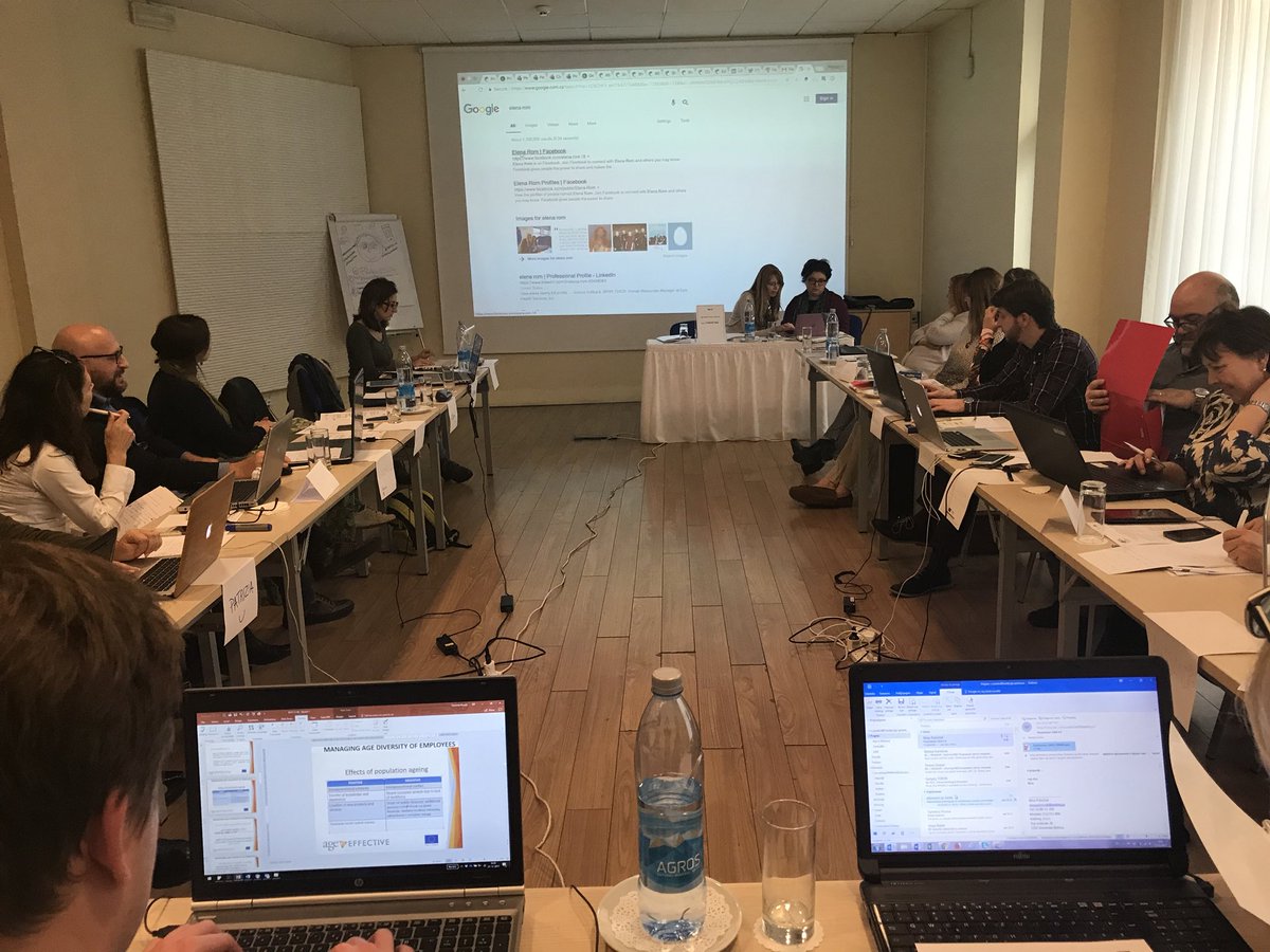 CrisDiazJorge's tweet image. Esta semana estaremos aprendiendo muchas cosas en el seminario del proyecto #agefactor sobre las competencias y habilidades digitales