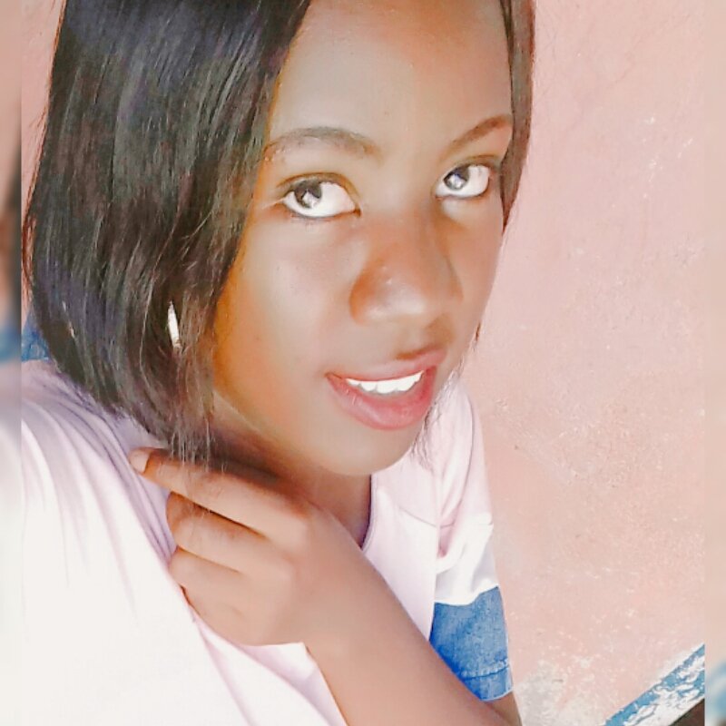 Sorriso estampado no meu  rosto