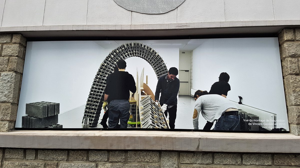 ouestelio's tweet photo. [PANASCOPE]

Merci à l'EESAB, l'école des Beaux Arts de Brest, qui nous a confié la réalisation d'un panascope sur la façade de l'école de la rue du Château à Brest 

🎞️📸🎞️📸: @eesabbrest + Vincent Ganivet + Edgar Flauw + Leah Geay https://t.co/SNFWEVeVZQ