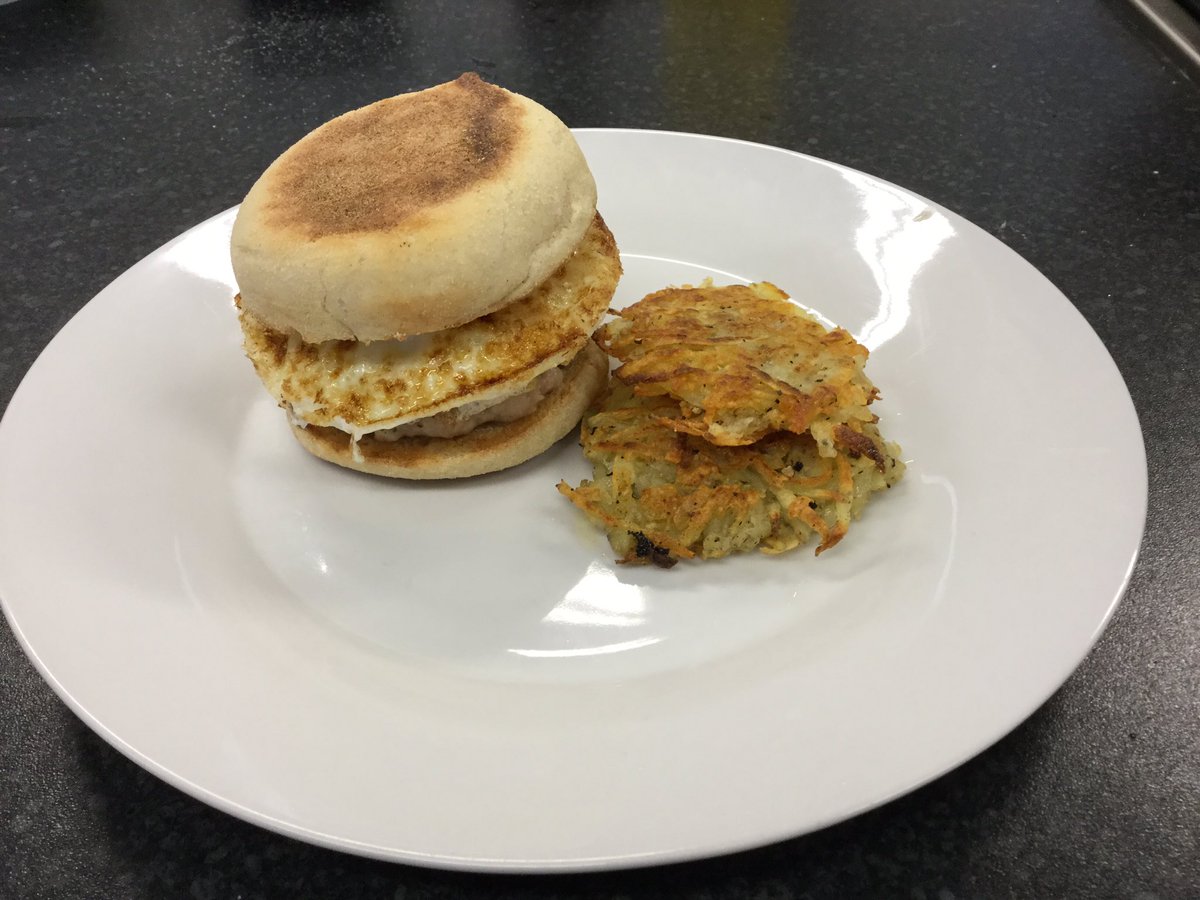 NewHallCookery's tweet photo. Yr 13's make a yummy Mc Muffin and hash browns https://t.co/LqZgCR2mi4