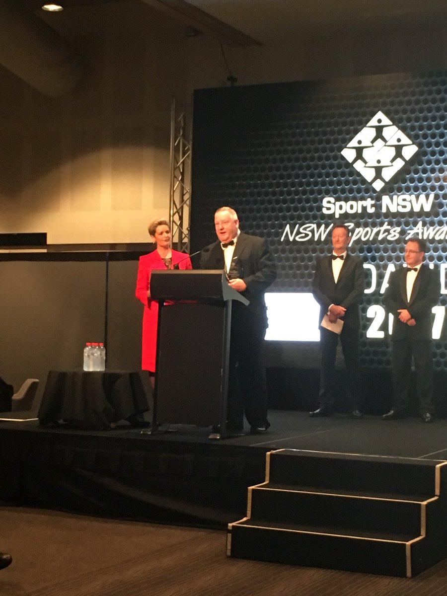 Hockey_NSW's tweet photo. Our CEO David Thompson has just been awarded the 2017 Administrator of the Year!! 

Well done Thommo 👏🏻🏆 https://t.co/zU7hL4jiDb