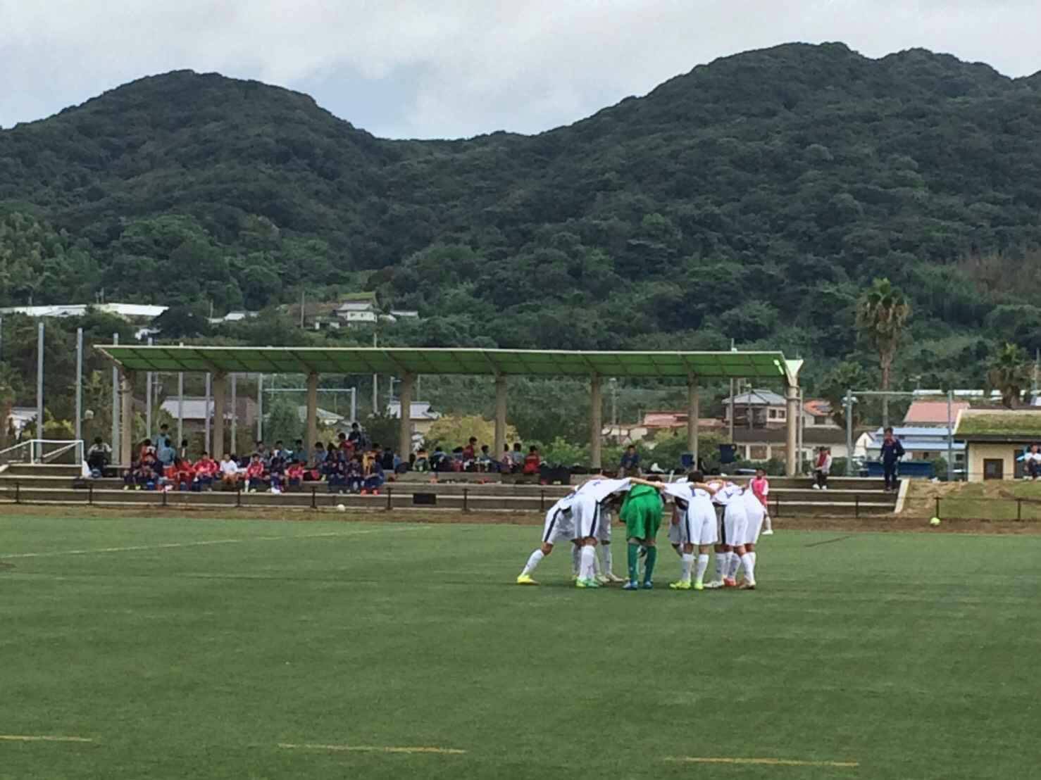 しょうた これでkeltでの三年間の大事な試合は終わりました 本当にkelt は楽しかった 海とか遠征とかでいろんな思い出がつくれた これから別々になるけどまたみんなでサッカーしたい Keltありがとう T Co Kmlms3klpq Twitter