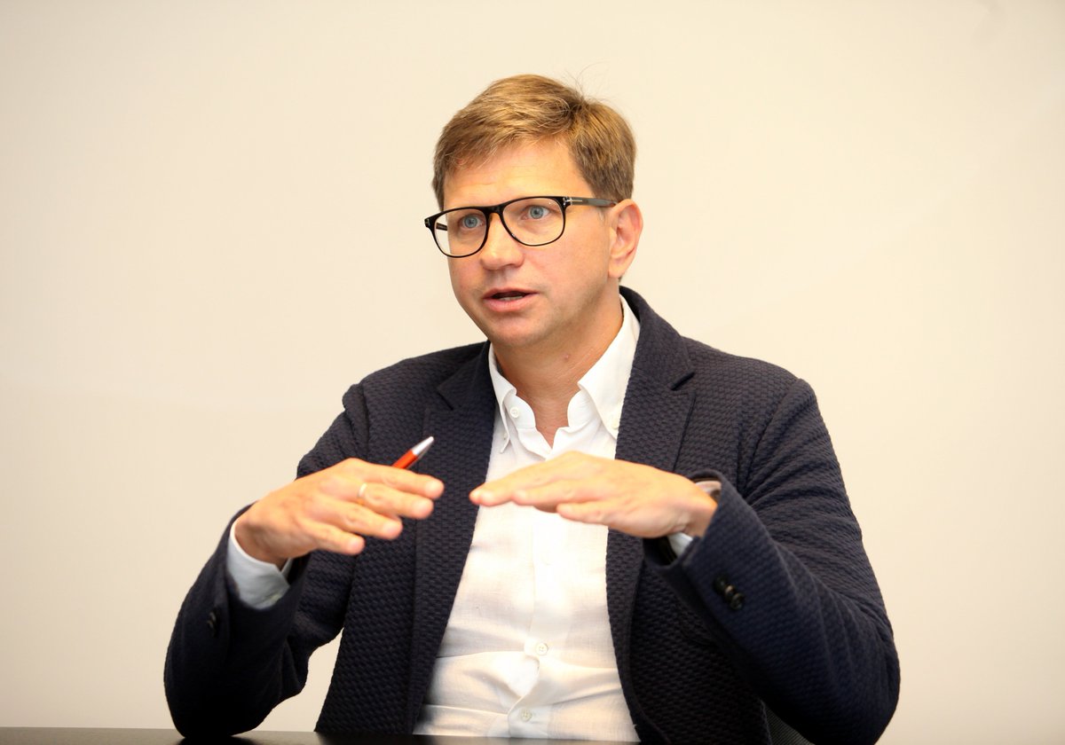 dblv's tweet photo. KOOL Latvija padomē iecelts bijušais baņķieris Siksnis https://t.co/4z1KOcEvTj https://t.co/9ejQsRBYV2