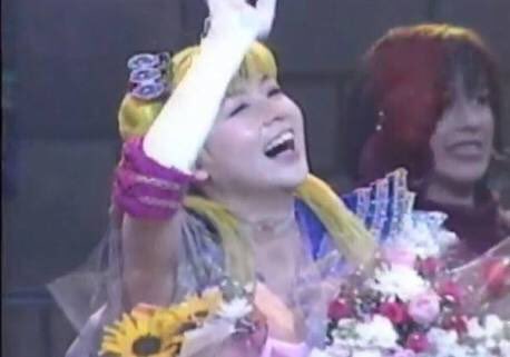 甘桜 Ar Twitter 特に 神戸みゆきさんが可哀想すぎる 原因は心不全らしいけど 病名ではないから はっきりした証拠は残ってないし 本当に謎のまま 彼女はセラミュの3代目セーラームーンとして00 01年まで活躍してたけど 1番アニメのうさぎちゃんに近いお