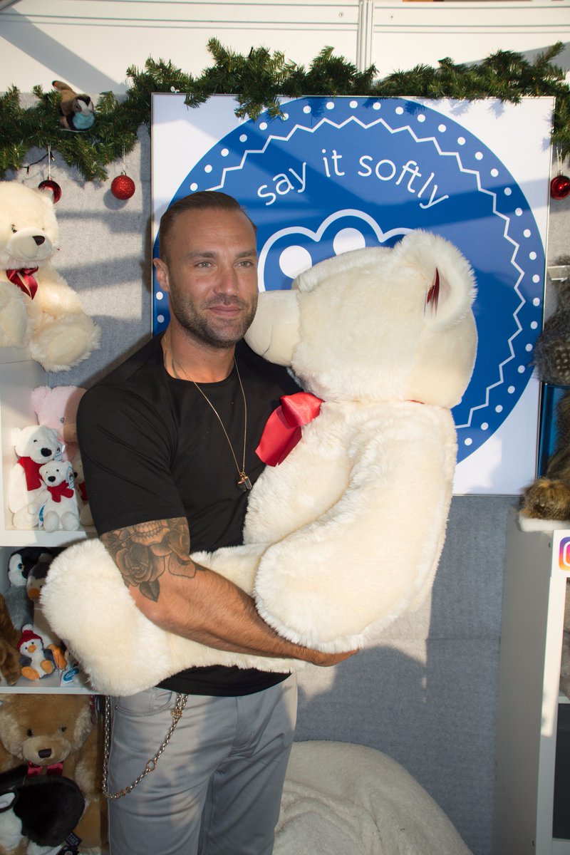 Send_a_Cuddly's tweet photo. Delighted that @calumbest made a visit to the #sendacuddly stand at the @ideal_home_show yesterday. Such a #cute photo! https://t.co/vClM8Lev1P https://t.co/ihscvh1Uo2
