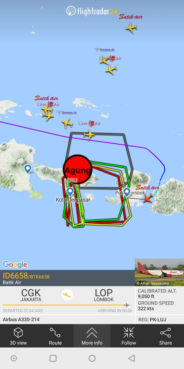 flightradar24's tweet photo. Flights to and from Lombok Airport are taking a detour to avoid #MountAgung ash cloud.

Denpasar Airport remains closed. https://t.co/3Z2C11xCq2