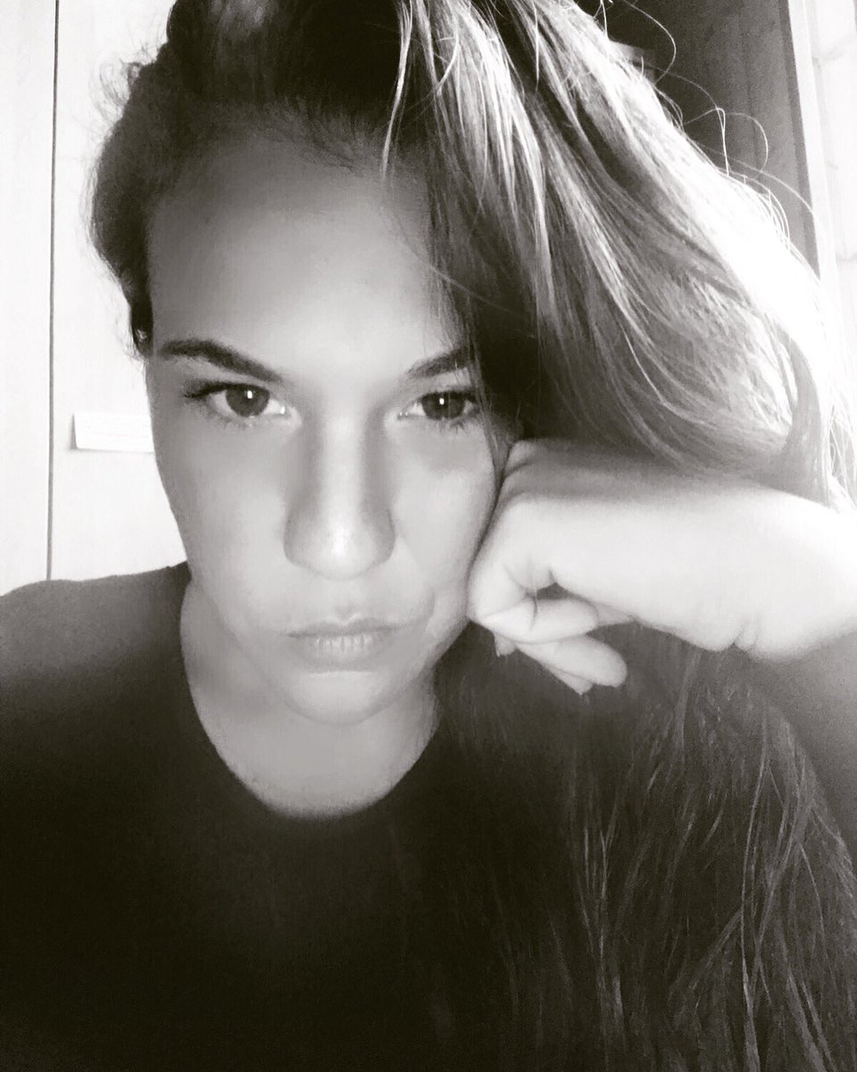 💤💤💤 #moodoftheday #thinkingabout #milano #letsgo