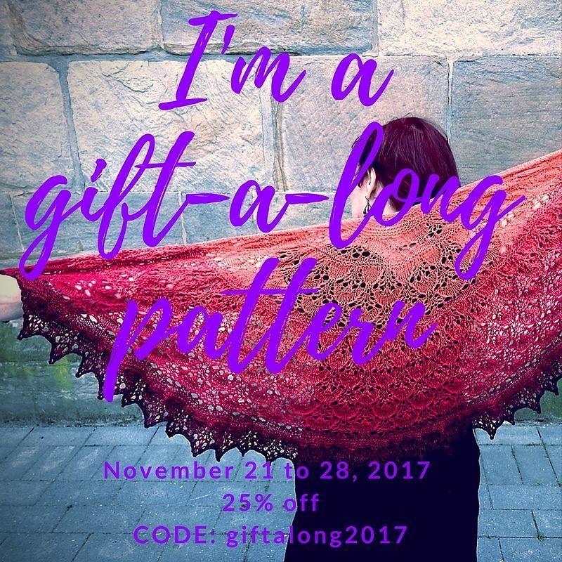 Artesanity's tweet photo. Fire Dragon #Shawl by @handarbeitskram If I were a lace knitter, I'd definitely do this as a #gal2017 project!
#giftalong2017 #knitweardesigner #indiedesigner #knittersofinstagram #knit #handmade #yarn #knitstagram #instaknit #strikking #wool #strikkedi… https://t.co/t6YyGszvdY https://t.co/ercm6f1hnd