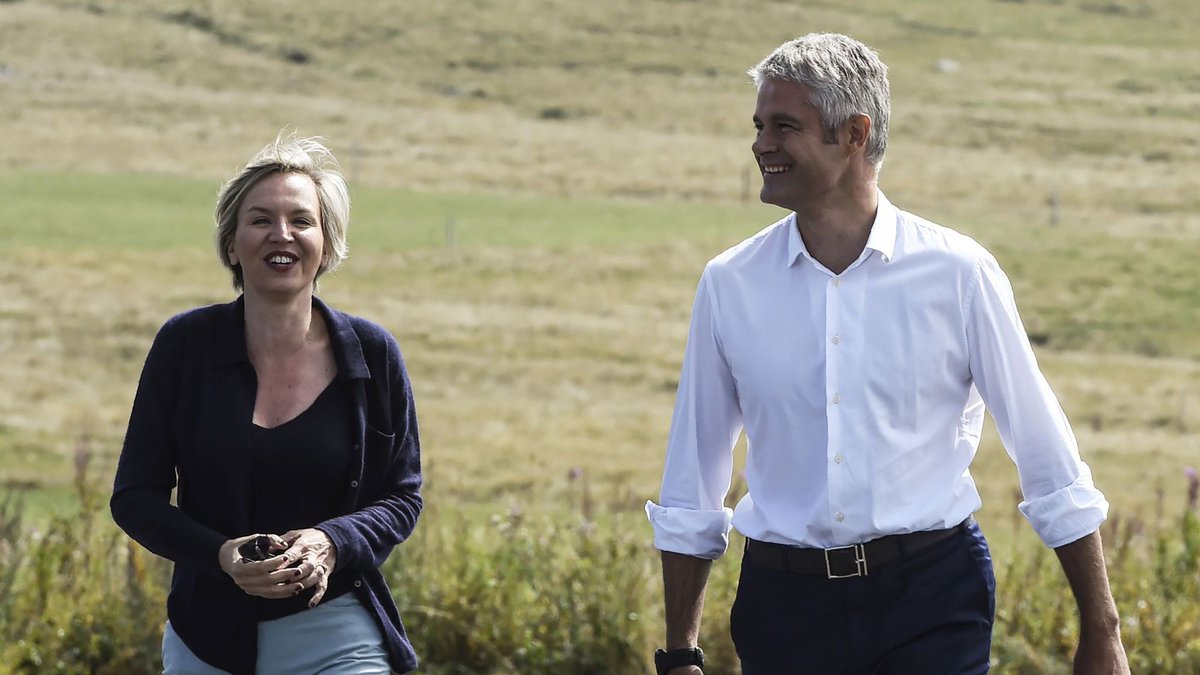 ParisPasRose's tweet photo. – Ce que j'm chez toi c'est ton charisme cher Nicolas
– Laurent, tu veux dire
– Oui Alain, et ton sens du pays
– Laurent putain
– Oui François, et tes valeurs
– LAURENT LAURENT LAURENT
– Oui Emmanuel https://t.co/pcVdeAbago