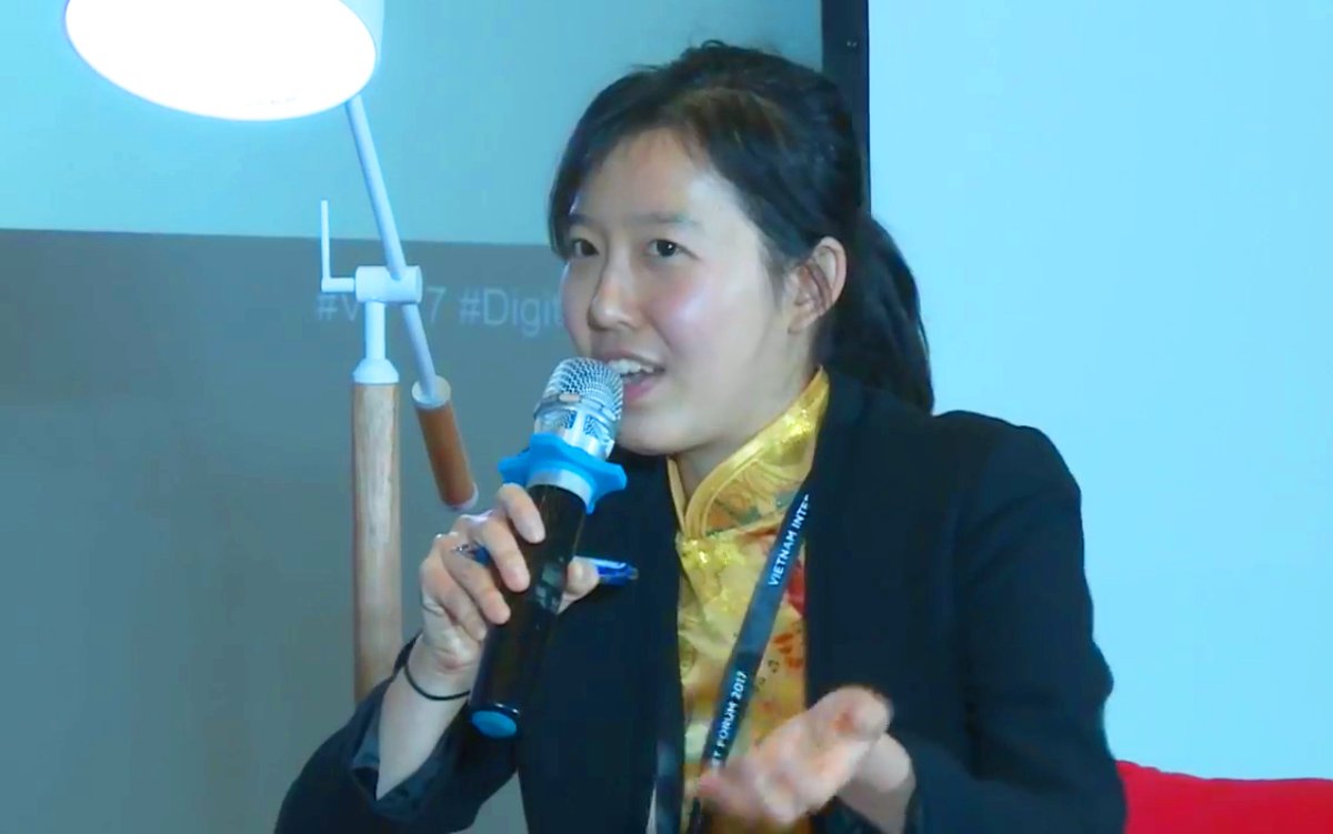mariobehling's tweet photo. Thanks @hpdang @bact @guyberger! It is inspiring to learn about your ideas and work for #InternetFreedom #Openness #OpenSource at Vietnam Internet Forum #VIF17 @SwedeninVN @fossasia @FFII @unesco #InternetUniversalityIndicators https://t.co/pkYf38W8rL