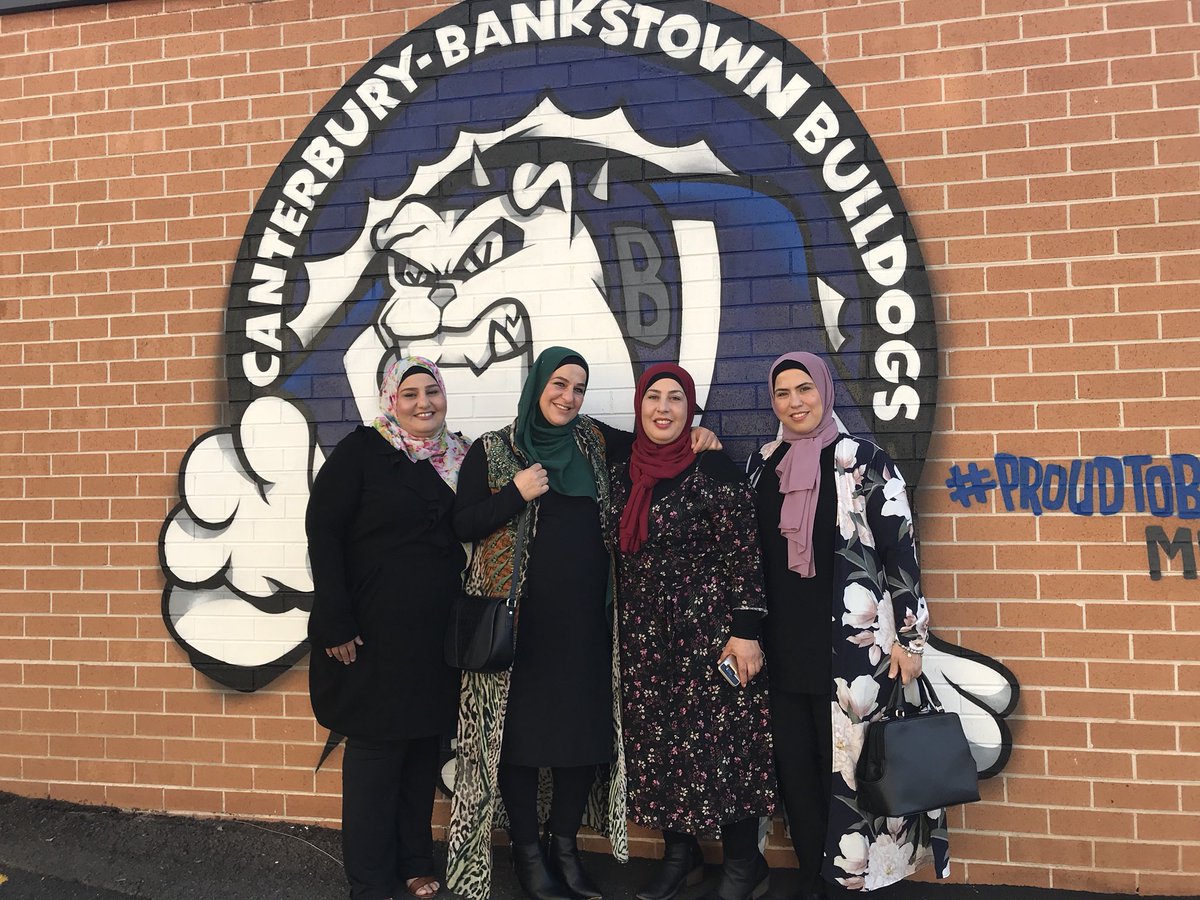 NRL_Bulldogs's tweet photo. Congratulations to the @ShahrouksFFF sisters, who have taken out #9FamilyFoodFight title 👏🏼

You’re welcome back to visit Belmore anytime ☺️

#proudtobeabulldog https://t.co/yXewLbEcFB