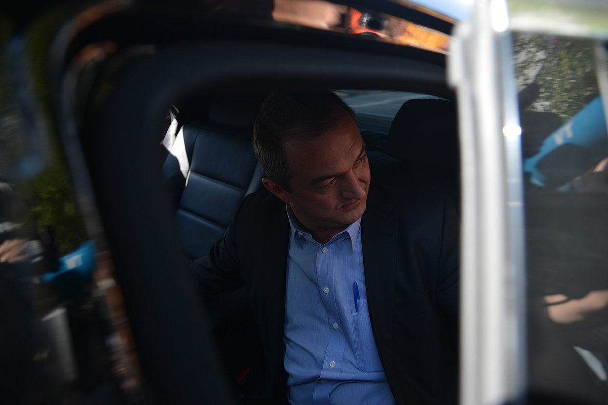 Convocado para depor, o dono da JBS Joesley Batista deve permanecer em silêncio, por ordem dos advogados. O interrogatório está marcado para amanhã de manhã nas Comissões Parlamentares de Inquérito do BNDES e da JBS.