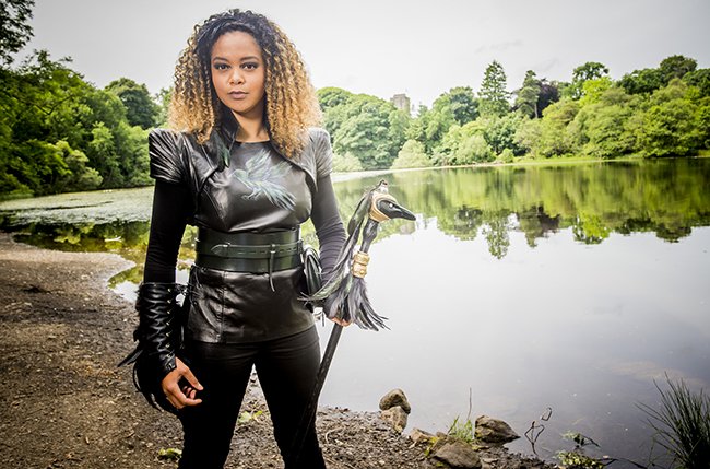 ScotsHeritage's tweet photo. Raven swoops back to Scotland

@AishaAToussaint
@cbbc
@jarmackenzie
@cairngorms
#Raven

Click here to read more: https://t.co/1kE0WsfCtQ https://t.co/yXlpUGhnk5