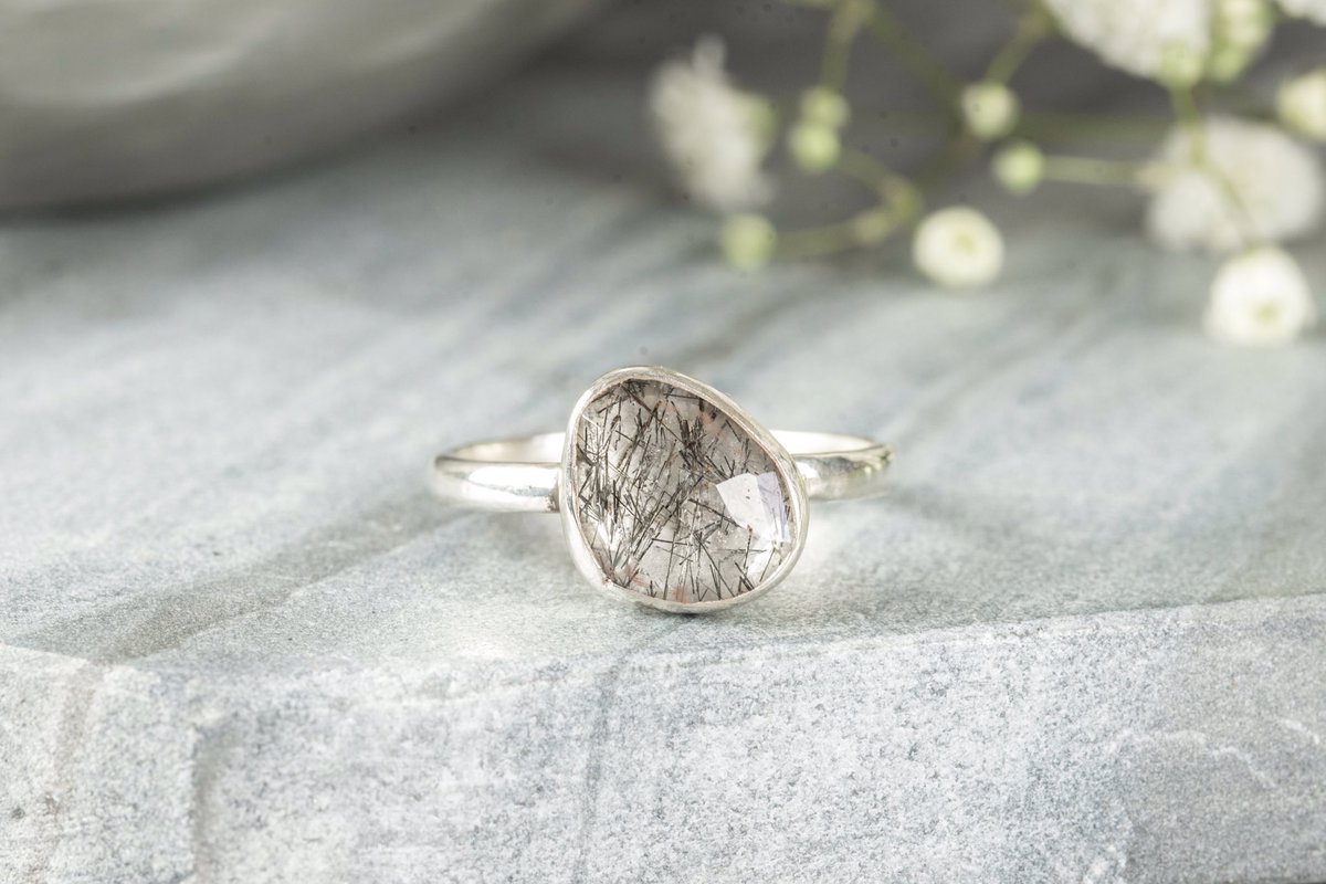 LunarMothJewell's tweet photo. New jewellery added to the website ✨
https://t.co/H8L51S5Jr9 https://t.co/Ot1I19RwrW