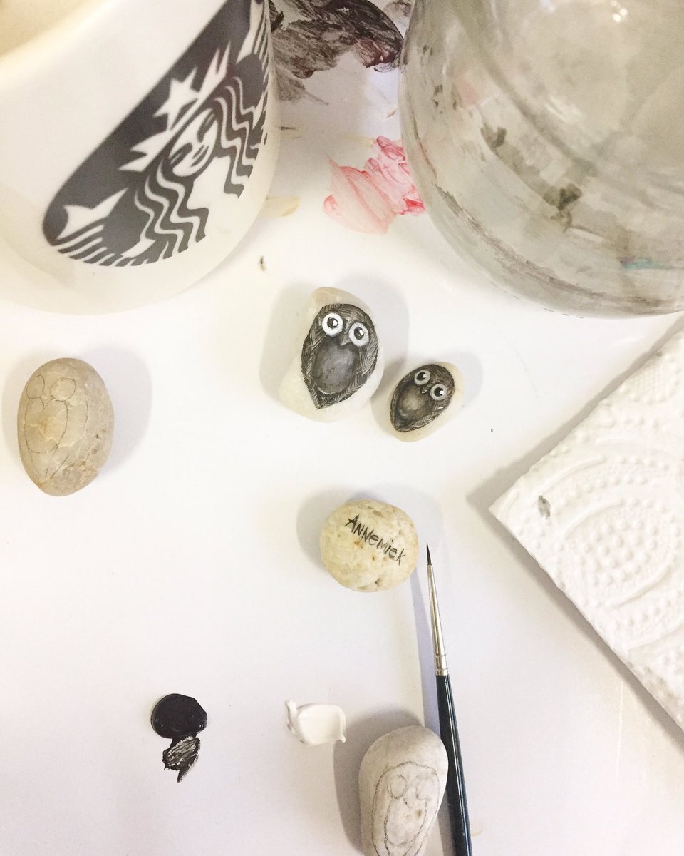 Painting Steenuiltjes this morning #steenuiltjes #handpainted