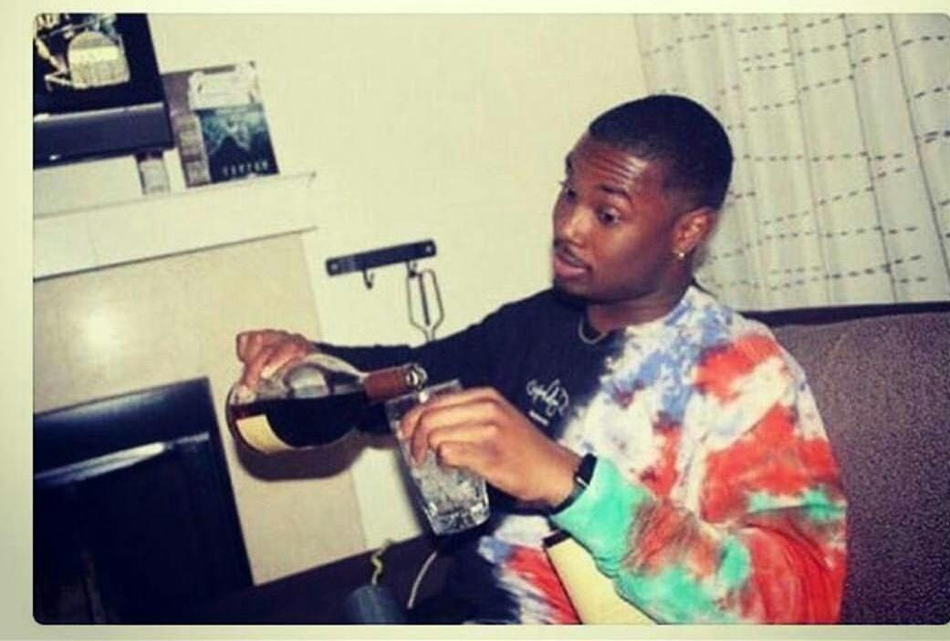 TjThabiso's tweet image. Nobody has higher standards like a jobless chick in her twenties...yerrrr