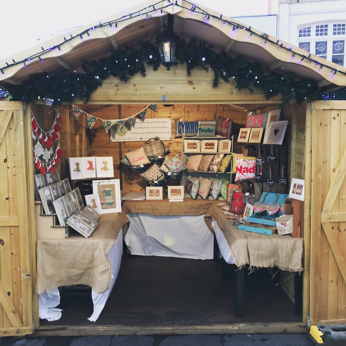 Gyda_Chariad's tweet photo. @CardiffXmasMrkt #welshgifts #wales #buylocal @CraftfolK #cymrufach #Cymru https://t.co/2ruMHISr6D