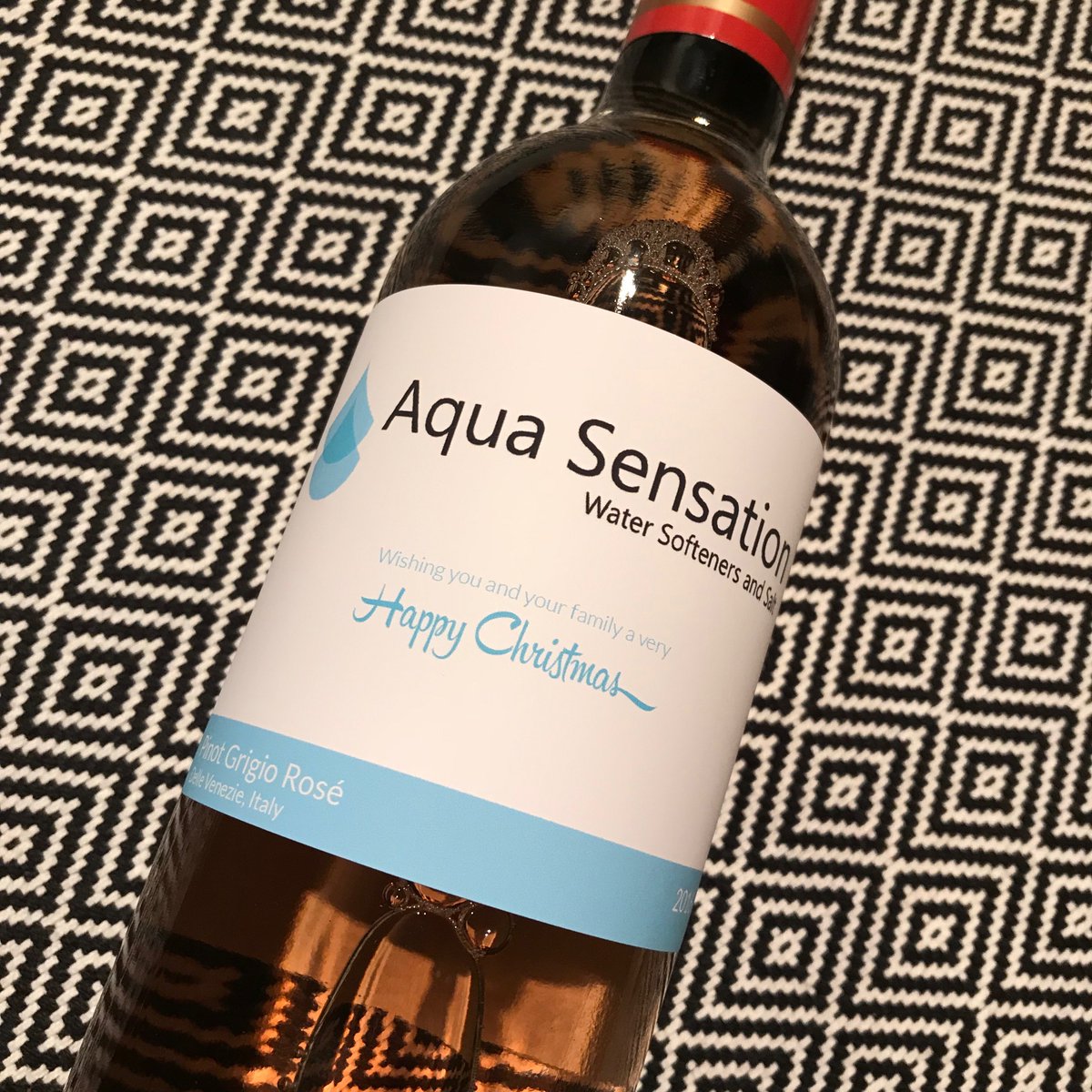 aqua_sensation's tweet photo. We've got some amazing wine gifts from @BottleBazaar to give out to all of our customers in December. 'Tis the season! 🎄🍷 #winegifts #watersoftener https://t.co/zQqvZhjrzH