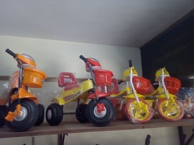 UdeelsHyderabad's tweet photo. 5% OFF | Discount on branded cycles exclusively for Udeel | #ArunCycleStore | #Vehicles | #Lothukunta | #Hyderabad
https://t.co/tNmQMpkUEi https://t.co/w1JuuqpyJH