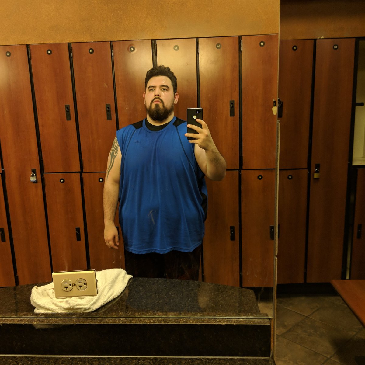 frostisall's tweet image. #chestday complete @Bodybuildingcom #MissionPossiblePat