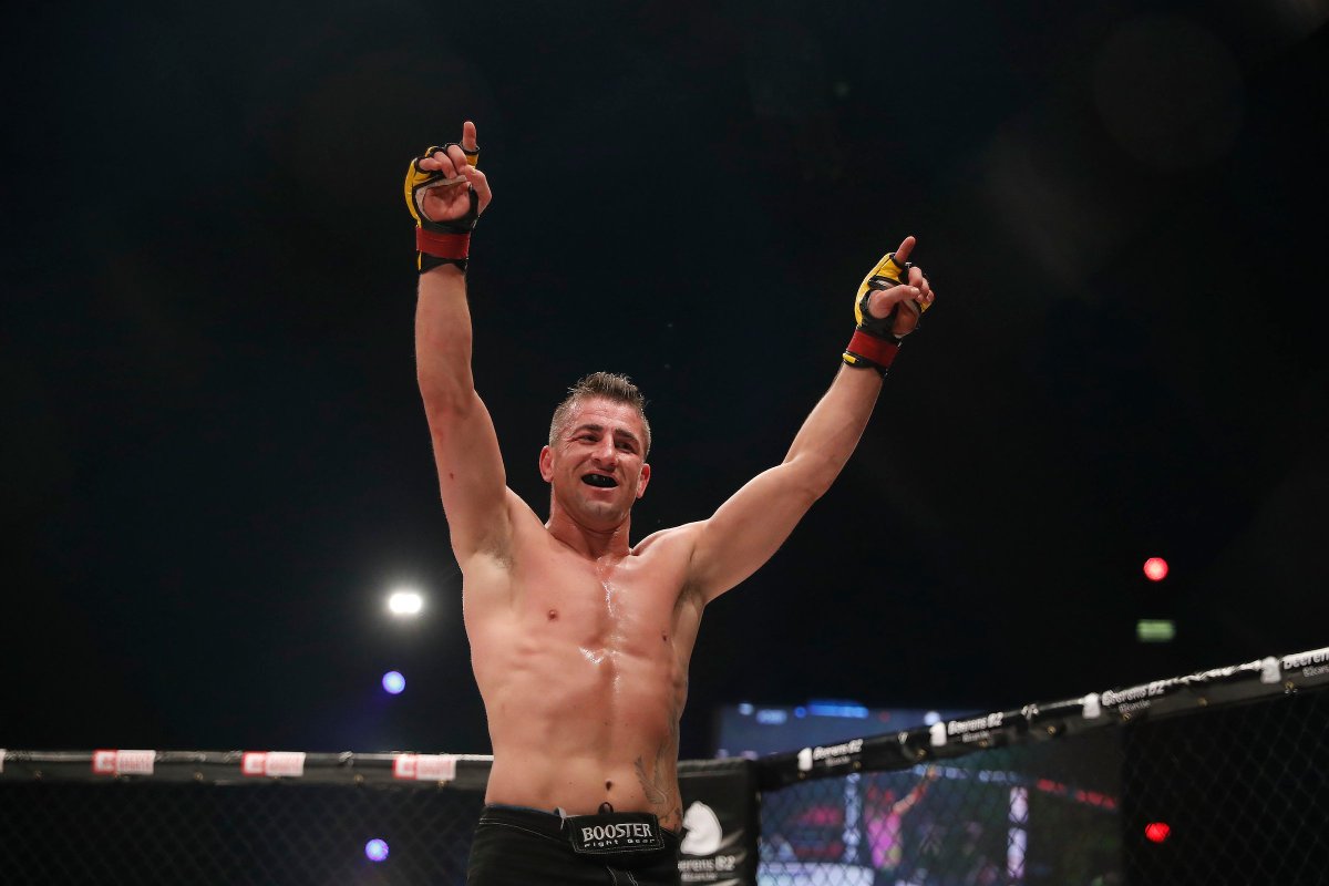 CageWarriors's tweet photo. #CW89 was a huge night for MMA in Belgium! π
Home country heroes were victorious in front of a packed-out crowd at the Lotto Arena in Antwerp. Where in Europe should we visit next? π€ https://t.co/K8TlxKpcv3