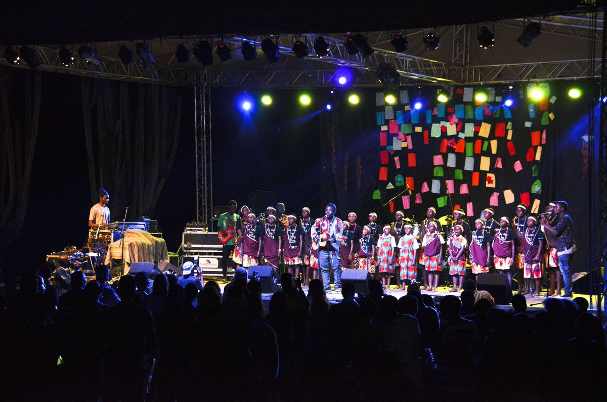 Katumbabadru1's tweet photo. #Uganda #MilegeMusicFest2017 @Thisisuganda_ @visitKampala #Photojournalism #eventphotography Pic; Badru Katumba https://t.co/F5qfMp3gfM