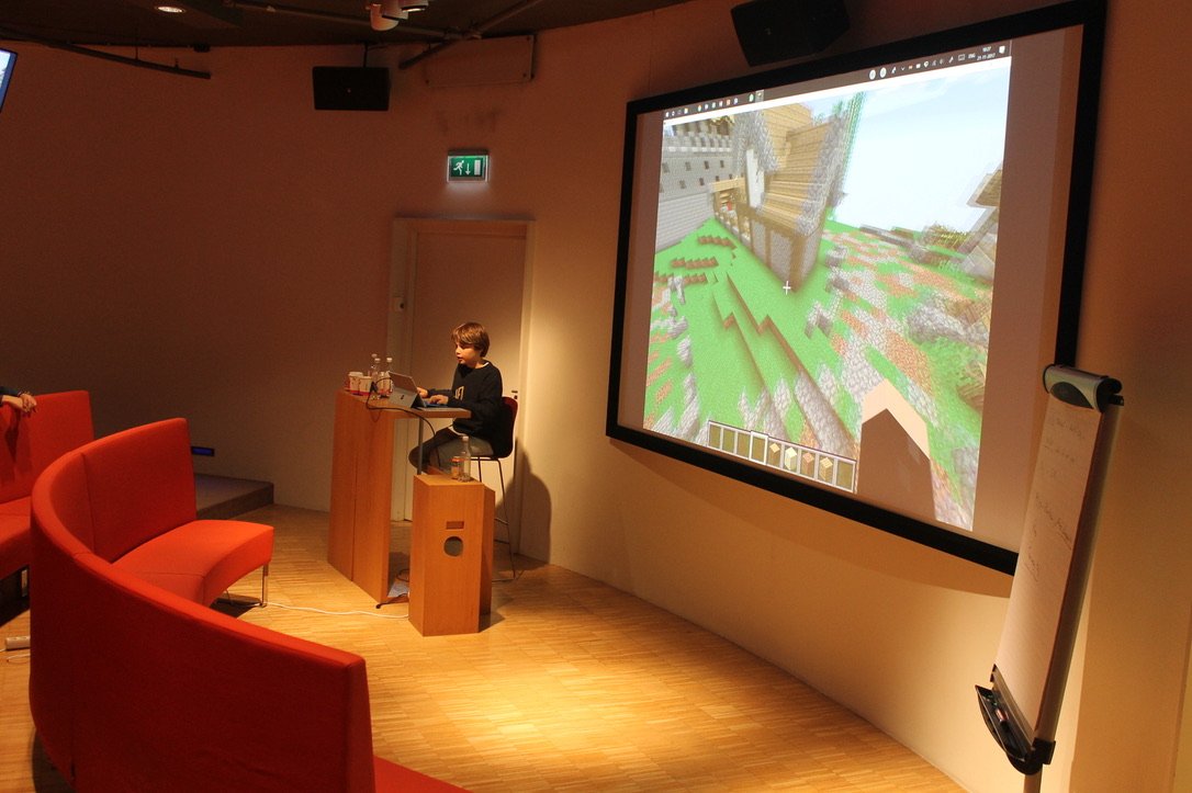 MarenScheffler's tweet photo. Last Tuesday, two happy winners of the main prize of my Minecraft-study took part in an Minecraft expert-workshop led by @Timkolijn. Read the article here: https://t.co/5UCce5SZhL
@CcaM_UvA @uvacomscience @UvA_Amsterdam @jesstpiotrowski #devmedent @microsoftnl @Minecraft @madiep https://t.co/QZUidKAWA4