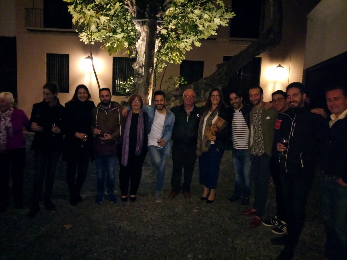 Marina A.S. (@marinaaranda) on Twitter photo #Picassares de <a href="/casaresguitarra/">Daniel Casares_oficial</a> en el <a href="/mPICASSOm/">Museo Picasso Málaga</a> el 22/12/17 repite ¡no podéis faltar! Te quedarás asombrad@ con este pedazo de #conciertodeguitarraflamenca
#flamencodelbueno #haybaile <a href="/Sergio_Bailaor/">Sergio Aranda</a>
ticketea.com/entradas-conci… #Picassares de <a href="/casaresguitarra/">Daniel Casares_oficial</a> en el <a href="/mPICASSOm/">Museo Picasso Málaga</a> el 22/12/17 repite ¡no podéis faltar! Te quedarás asombrad@ con este pedazo de #conciertodeguitarraflamenca
#flamencodelbueno #haybaile <a href="/Sergio_Bailaor/">Sergio Aranda</a>
ticketea.com/entradas-conci…