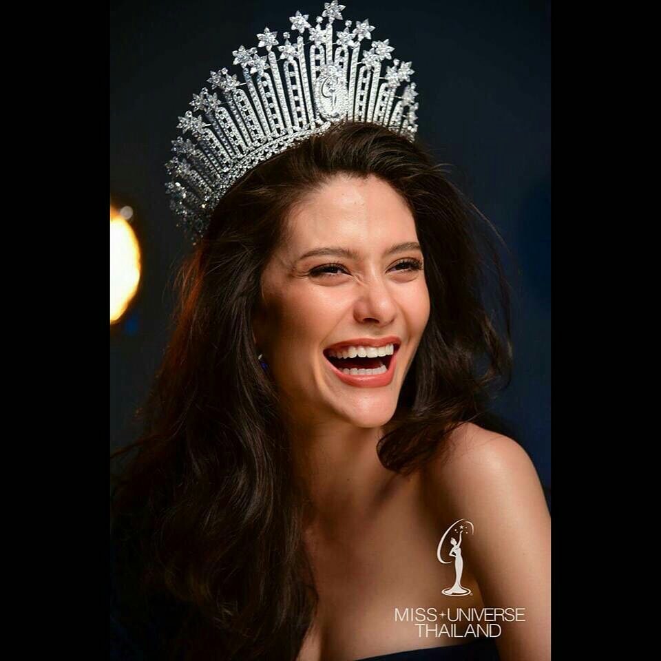 namtarn2430's tweet photo. #MissUniverse #THAILAND ไม่เป็นไรน้าาา ❤❤👸👸🙆👑💜 https://t.co/HXOfQ5aRqc