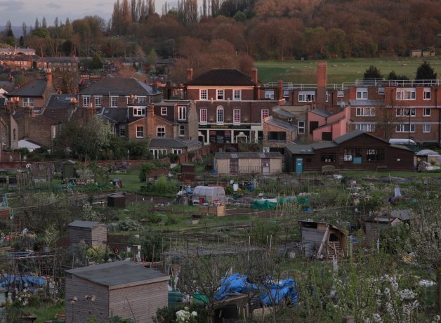 LUXmovingimage's tweet photo. Don't miss the FINAL @publichousefilm screening in its national tour >
Sarah Turner's "film shifts into a poetic portrait of memory, community and social reinvention"
@HOME_mcr 2 Dec + Q&amp;A
Info: https://t.co/fFNd2vH23a https://t.co/e5eN3Fk6Gj