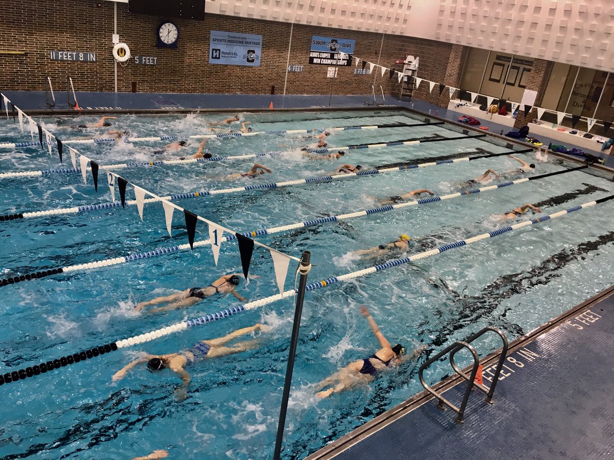 NoShoeNation's tweet photo. Monday morning awesomeness #linkedtogether #cadets #swimmerstrong https://t.co/EzeqKmWpde