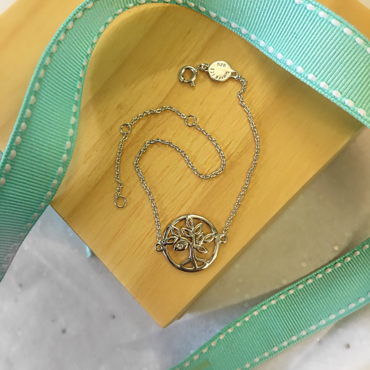 We will be drawing our #FreebieFriday winner at 4pm- RT&amp;F for your chance to #win our diamond tree of life bracelet #Competition whiteicejewellery.com