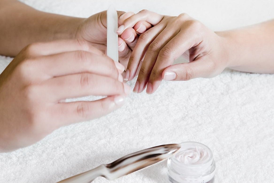 MO_BANGKOK's tweet photo. Internationally famous for his unique fusion of well-being and beauty, the French Podiatrist Bastien Gonzalez has designed exclusive treatments for feet, nails and hands.

Exclusively available at Spa Studio.

#Pedicure #Manicure #SpaStudio #MObangkok https://t.co/Q6jgYdIMlz