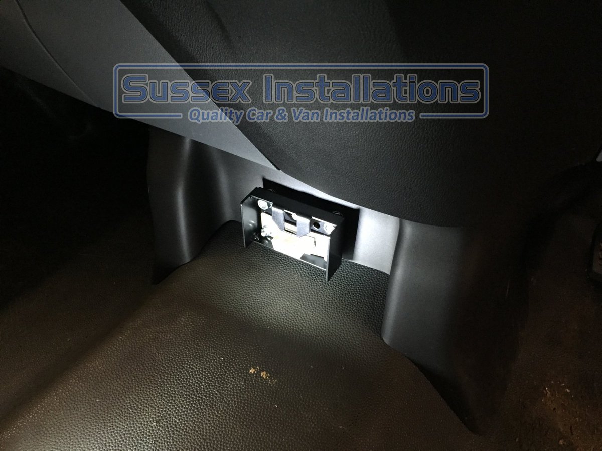 SussexInstalls's tweet photo. Ford Custom 2016 (Euro 5) - OBD Port Protector Lock - More pictures from this album https://t.co/Y76jNeUsi2 https://t.co/8jSM5u8Maf