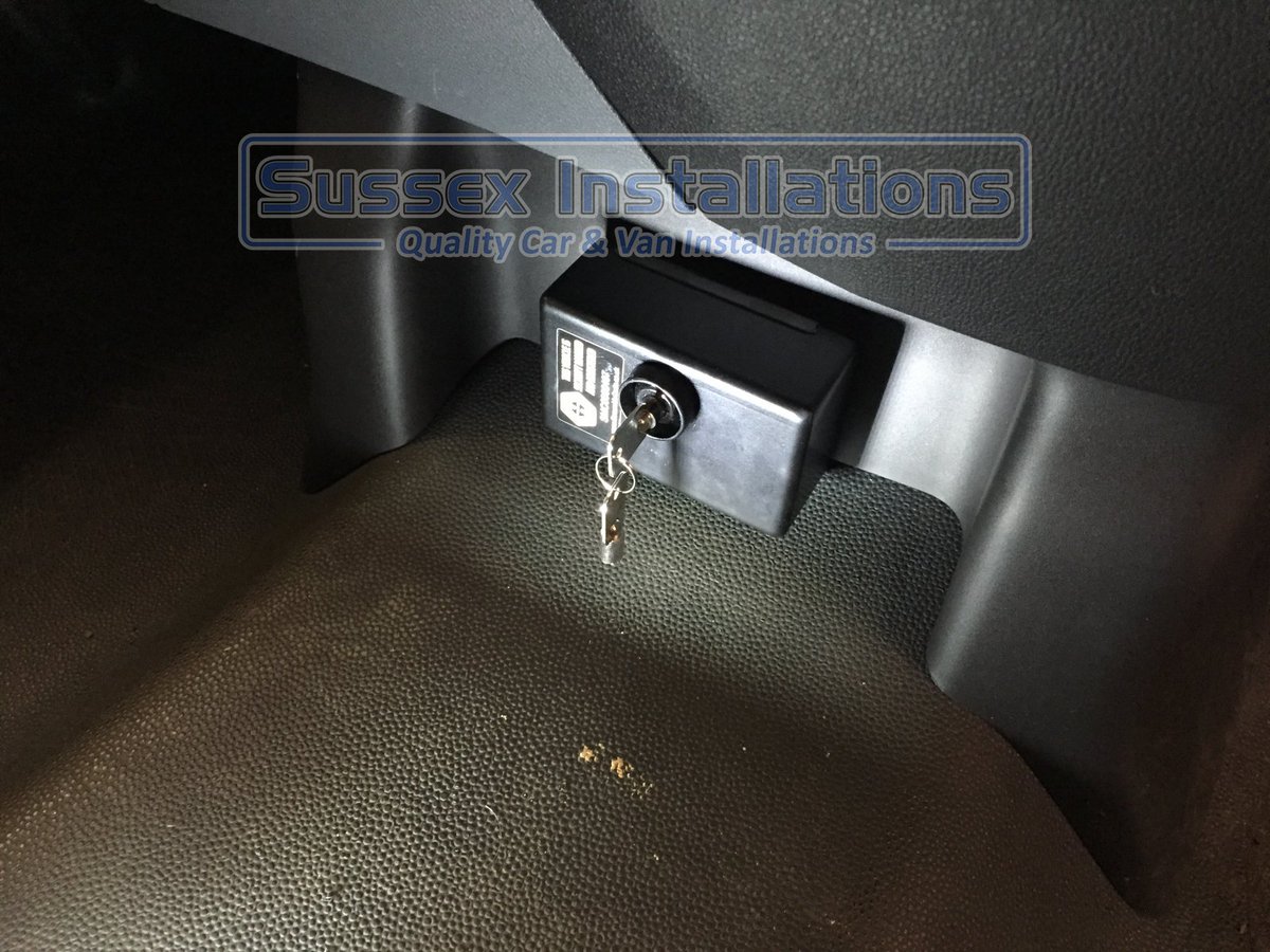 SussexInstalls's tweet photo. Ford Custom 2016 (Euro 5) - OBD Port Protector Lock - More pictures from this album https://t.co/Y76jNeUsi2 https://t.co/8jSM5u8Maf