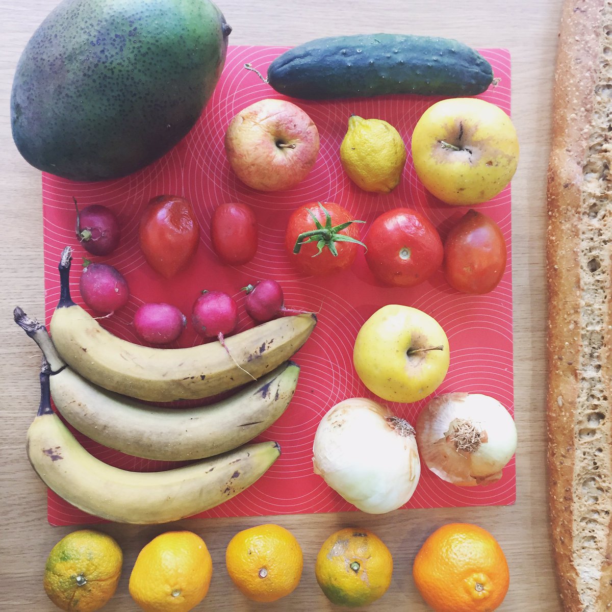 zerowastebcn's tweet photo. Avui parlem de la nostra experiència a les #xarxesdaliments de Barcelona 👉🏼https://t.co/tb65wE93AG https://t.co/C8QXYbRqyx