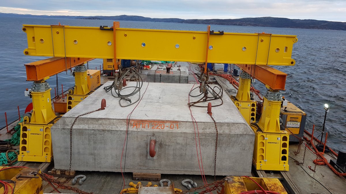 HeavyLiftPFI's tweet photo. Anchors aweigh for Beluga Projects 
#Anchors #Aweigh #BelugaProjects #ProjectCargo #Cargo #BreakBulk #HeavyLift https://t.co/VZe6BGzTlY https://t.co/qjHwSYd9Bi