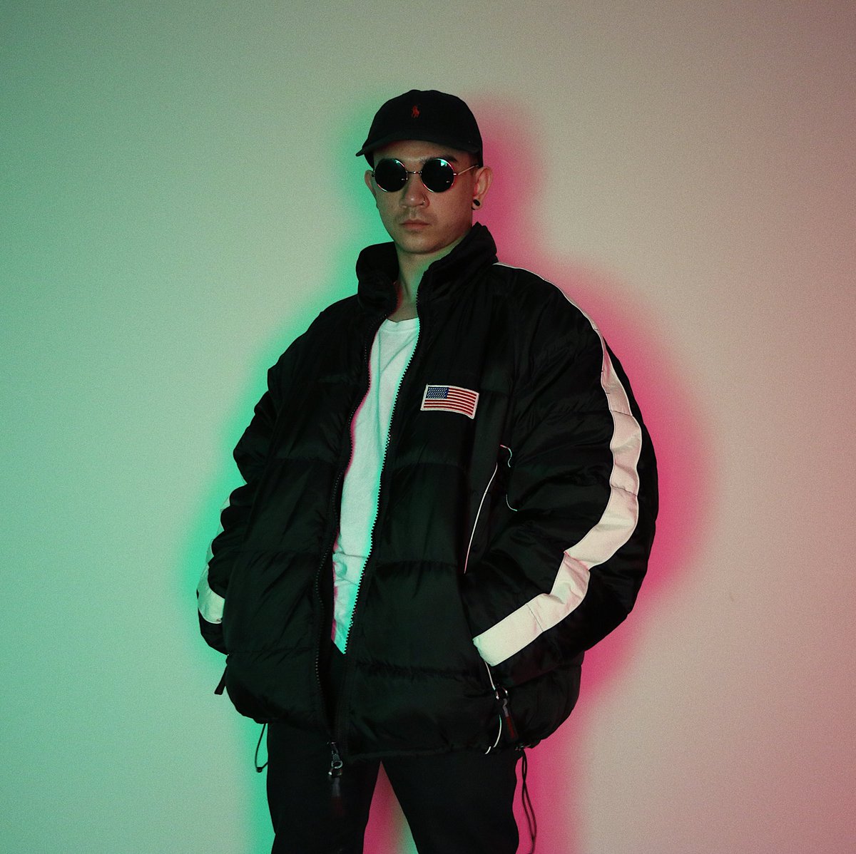 sicckm8's tweet photo. COZYBOIZ 4LYF🔮 https://t.co/WcASZYwOoF