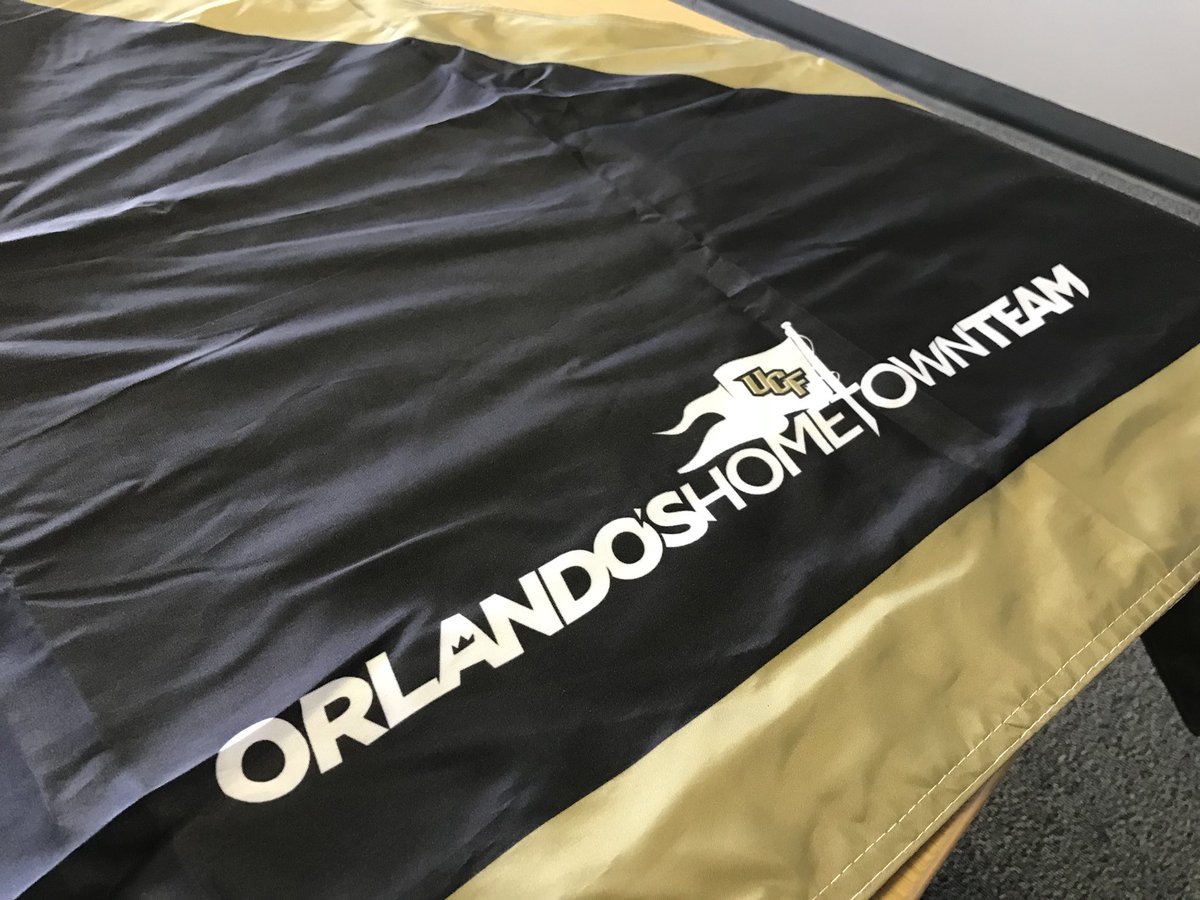 orlandomayor's tweet photo. Coming your way, @BobBuckhorn. Looking forward to seeing this @UCFKnights flag above Tampa City Hall. 

#ChargeOn https://t.co/WhqYAmAddW