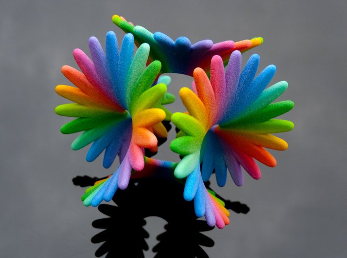 VirtoxNet's tweet photo. This wonderful curiosity is very popular today! #3Dprinting #Math #Art 
TODAY ONLY! 10% off + FREE SHIPPING on orders $25+
https://t.co/eGCuzK59kl https://t.co/B6I7o6yHtu