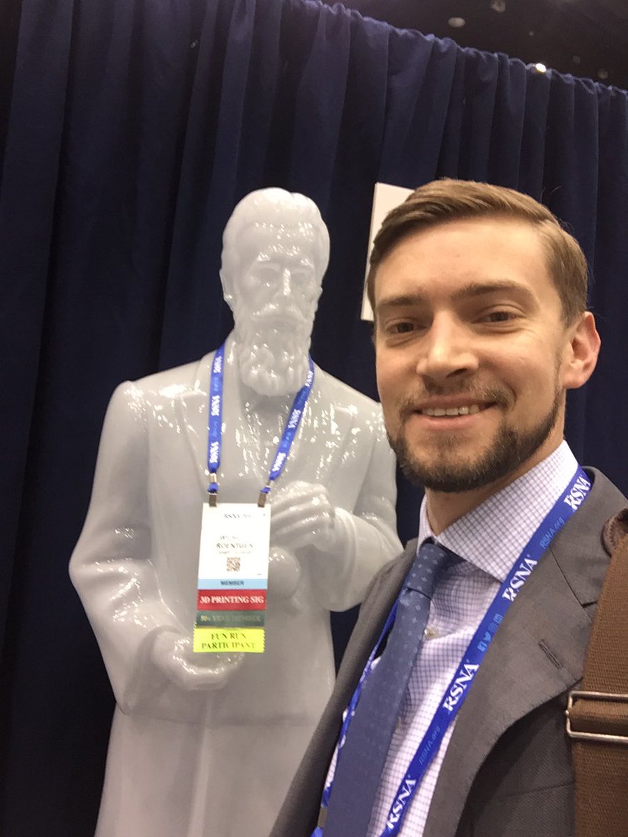 DavidGimarc's tweet image. Wilhelm told me in his day the length of your beard was proportional to the length of your @RSNA ribbon badge train. #goals #RSNA17 #radres @curadresidents