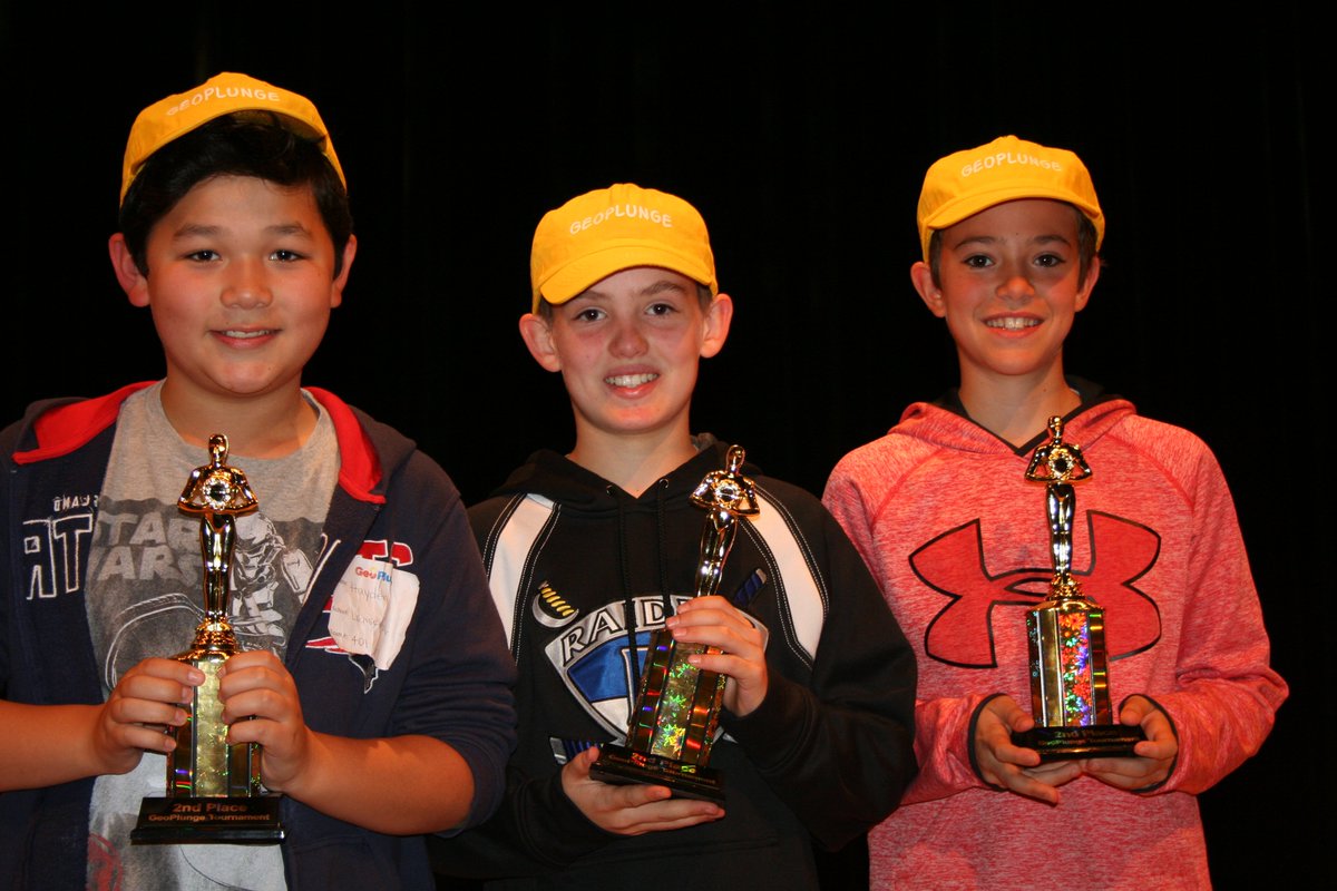 GeoPlunge's tweet photo. Have a question about US Geography?  Ask the winners from the highest level of the 2017 GeoPlunge Tournament.  Congrats to @DealVikings from @dcpublicschools and @LouiseArcherES from @fcpsnews #meetgeography https://t.co/r0wZCLoq4w