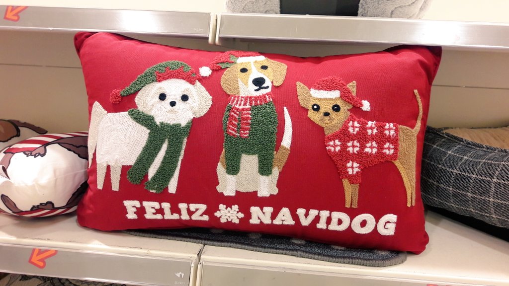kathlmoore's tweet photo. Love a festive pun #TKMaxx 😹 https://t.co/iH1S8oSaIO