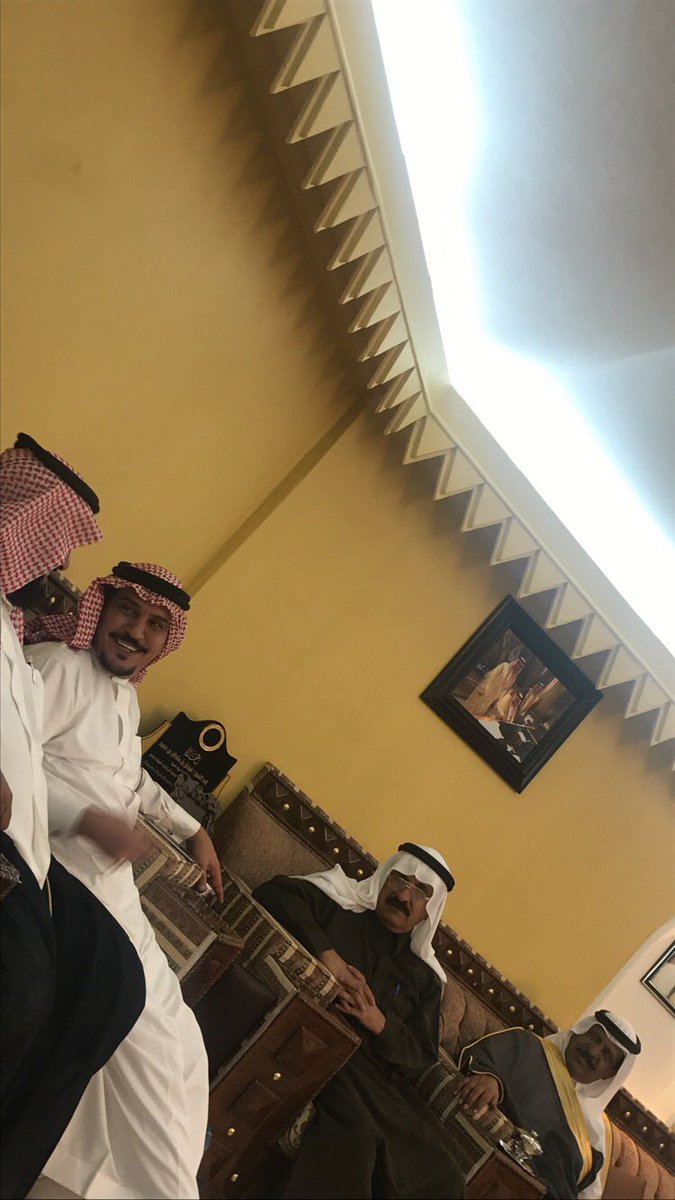 سعدت بزيارة 
الامير فيصل بن سلطان بن جهجاه بن حميد
بقصره في الرياض
برفقة اخوي الغالي المنشد المتألق فايز العتيبي
ونشكره على حسن الاستقبال والضيافة
بيض الله وجهك يالامير وجعلك ذخر 
<a href="/fsbjhjah/">🇸🇦 فيصل سلطان جهجاه بن حميد</a> 
<a href="/faiz_al_otaibi/">فايز العتيبي</a>