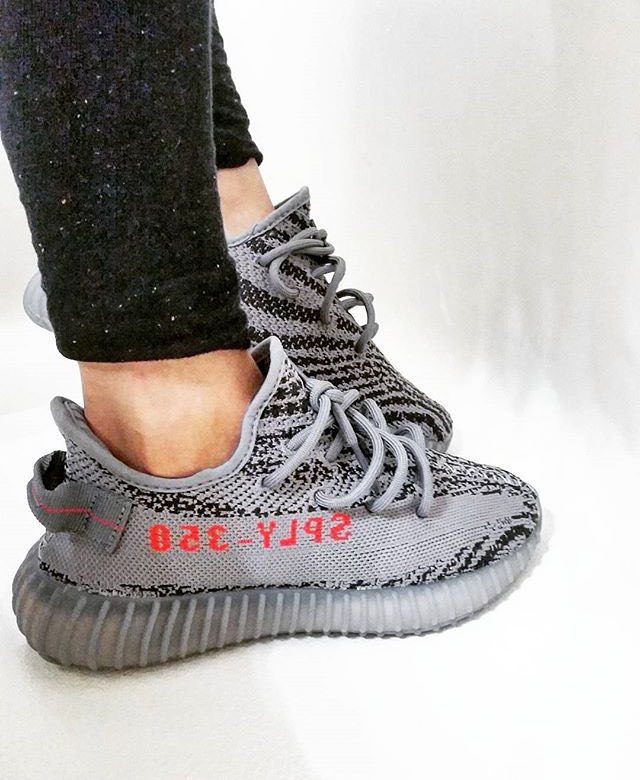 Yeezy 350 V2 Beluga