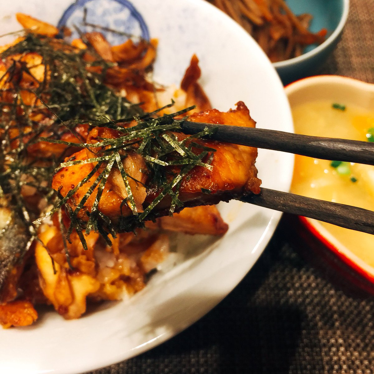 サーモン 照り焼き丼 サーモン 照り焼き丼