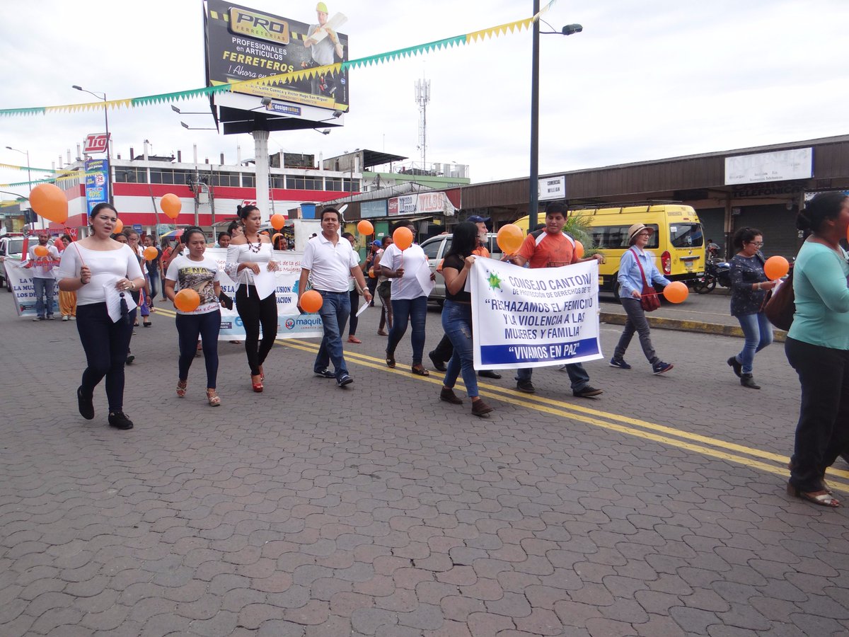 cderechostena's tweet photo. El #CCPDT por el Día Internacional de la no violencia contra la mujer, formó parte de la marcha y casa abierta en la que participaron autoridades provinciales, cantonales, parroquiales, instituciones públicas y educativas, medios de comunicación social y ciudadanía en general. https://t.co/vvVQFLv7V1