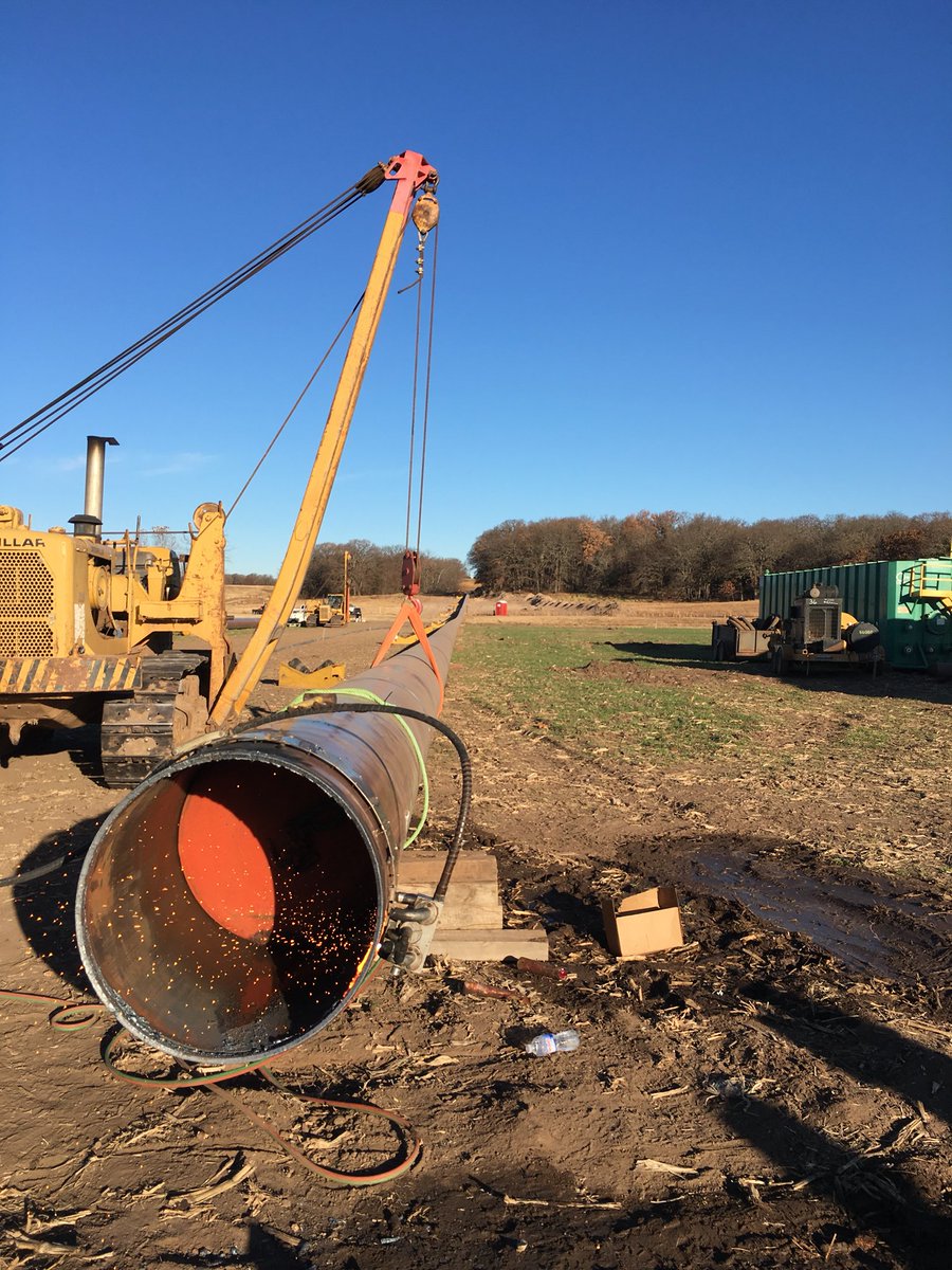 RandRPipeline's tweet photo. 👷🏻Enable 30” 👷🏻River bore 🔧🔩near Boley, Oklahoma! #randrpipeline #workhardandsafe @EnableMidstream https://t.co/kBcw6rfbag