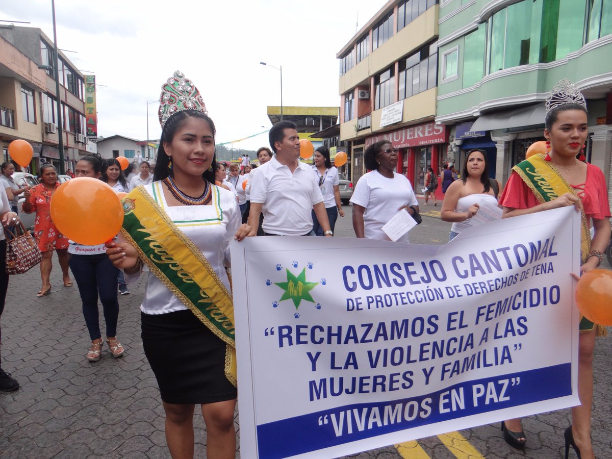 cderechostena's tweet photo. El #CCPDT por el Día Internacional de la no violencia contra la mujer, formó parte de la marcha y casa abierta en la que participaron autoridades provinciales, cantonales, parroquiales, instituciones públicas y educativas, medios de comunicación social y ciudadanía en general. https://t.co/vvVQFLv7V1